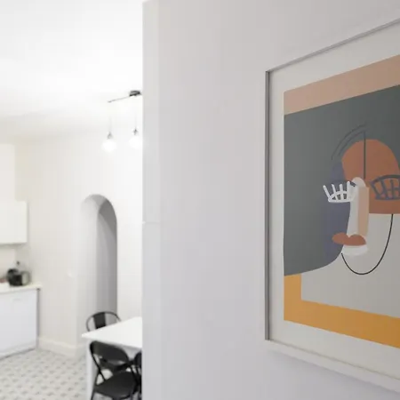 Апартаменты Daumier - New 2 Bdrs Flat Near La Seine Париж
